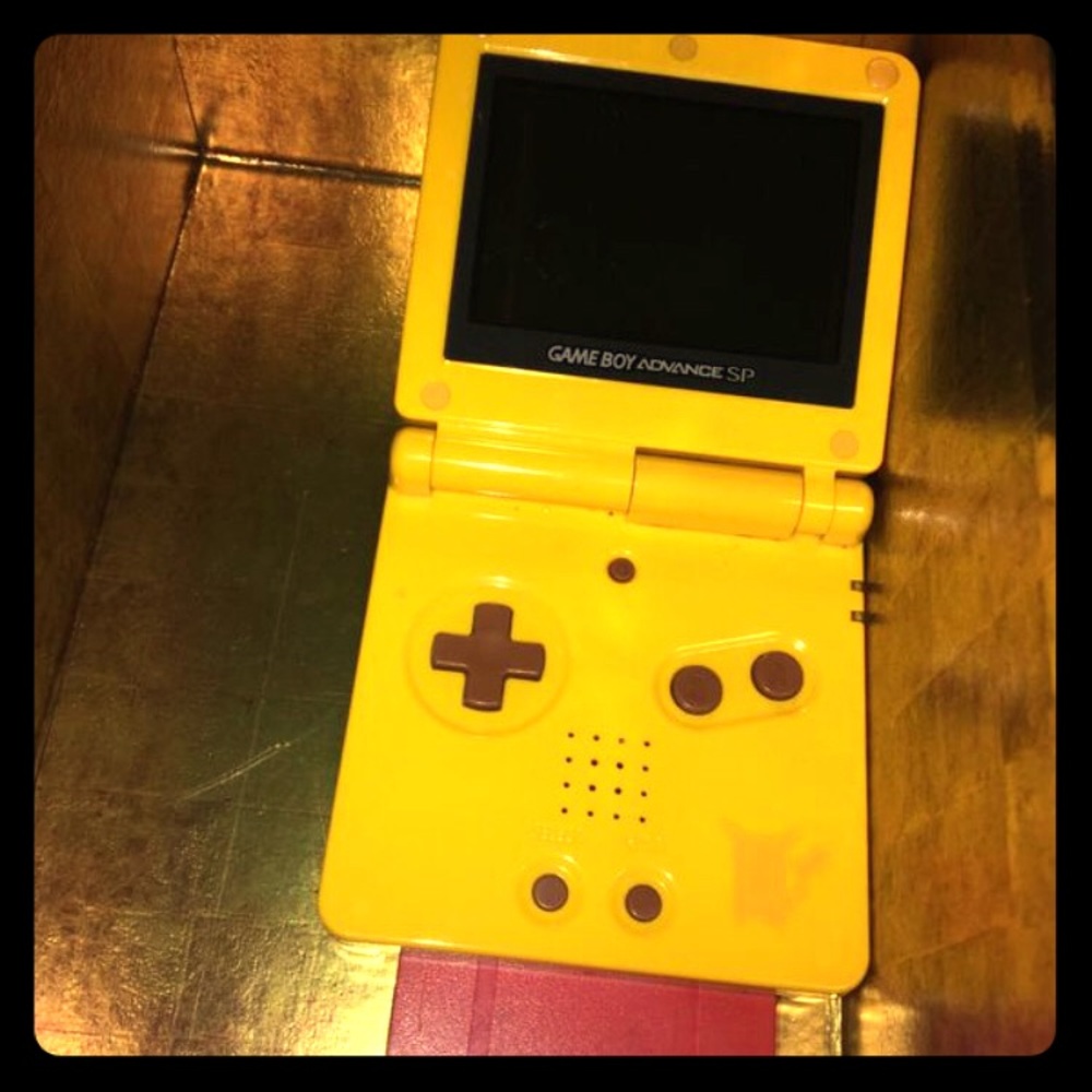Limited edition Pokémon gameboy